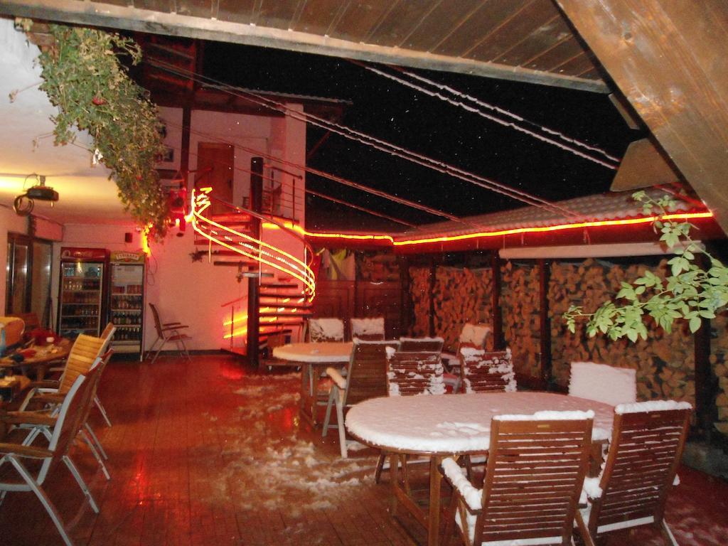 Pensiunea La Dolce Vita Băile Herculane Exteriör bild