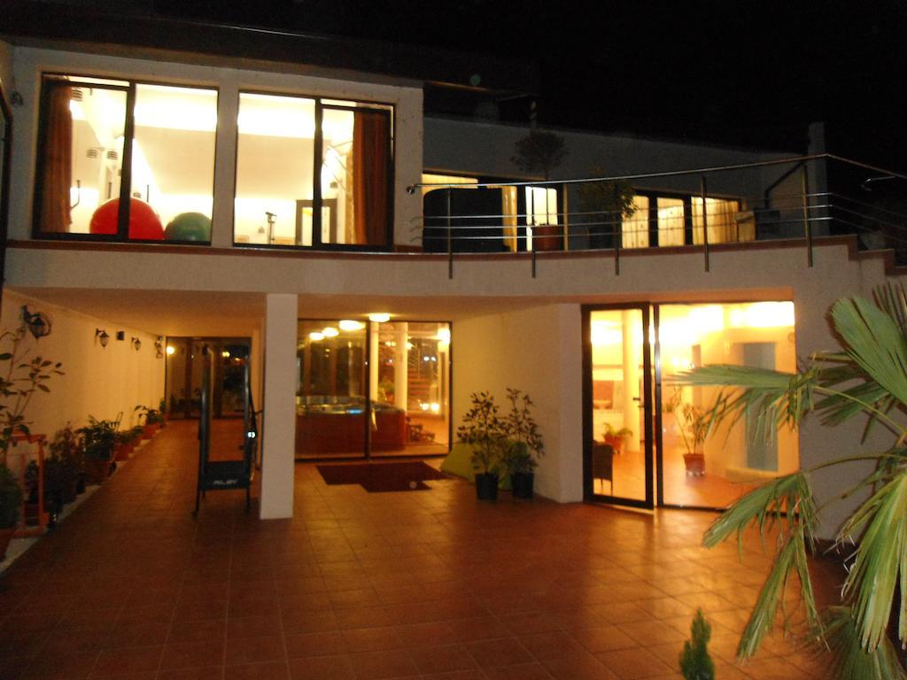Pensiunea La Dolce Vita Băile Herculane Exteriör bild